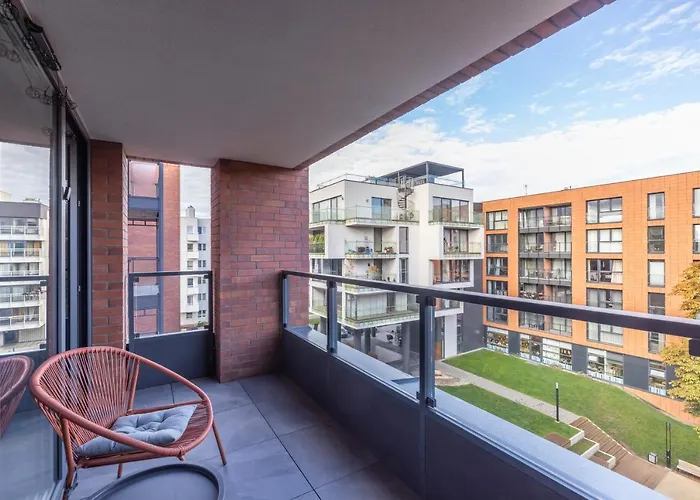 Apartament Z Balkonem Blisko Starego Miasta